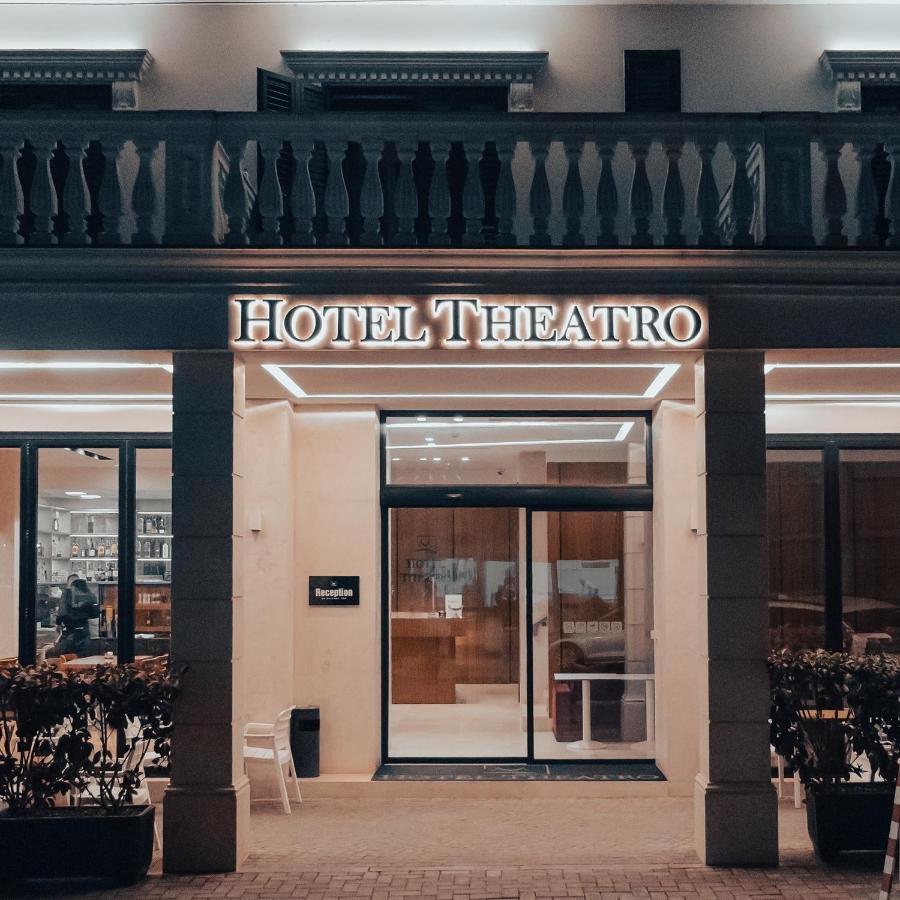 Hotel Theatro- City Center Tiranë Luaran gambar